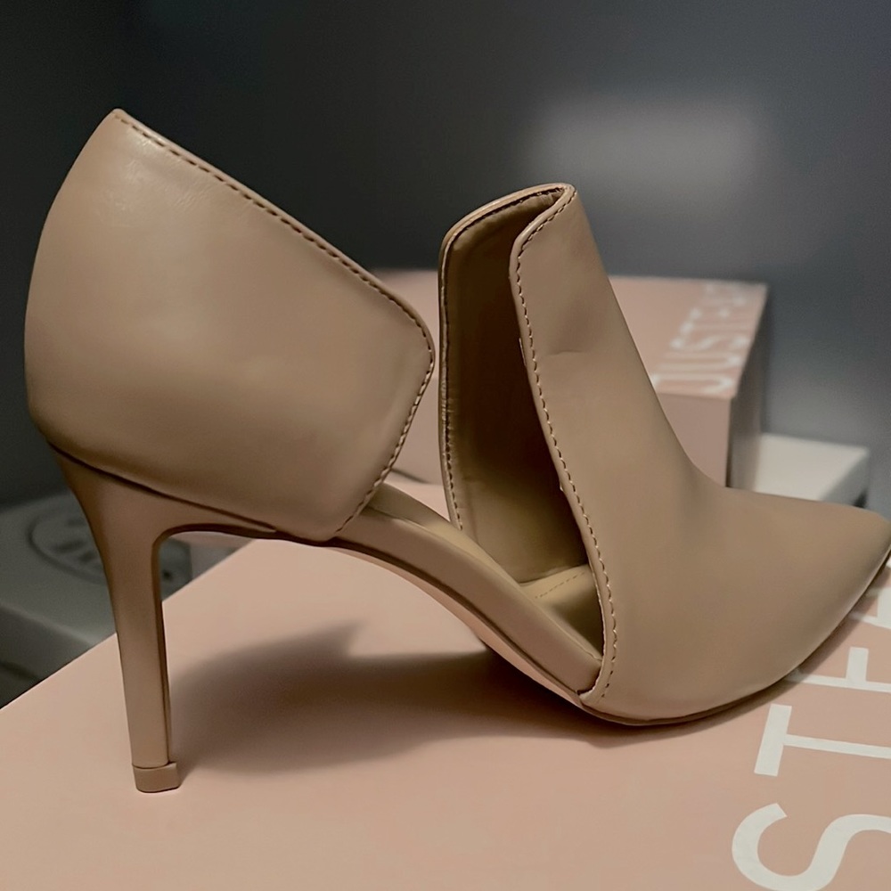 NEW tan Pumps